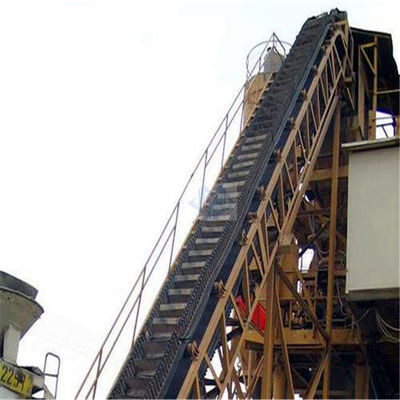 Hệ thống băng tải gầu có góc nghiêng cao tùy chỉnh để xử lý vật liệu số lượng lớn