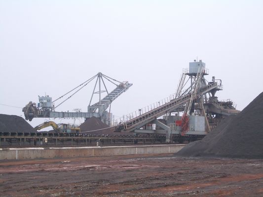 Stockyard Stacker và Reclaimer Với Bucket Wheel